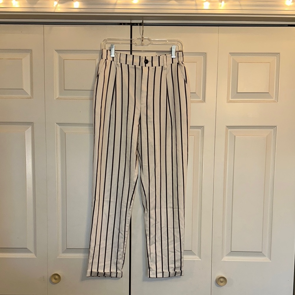 Forever 21 Gray and White Striped Pants
